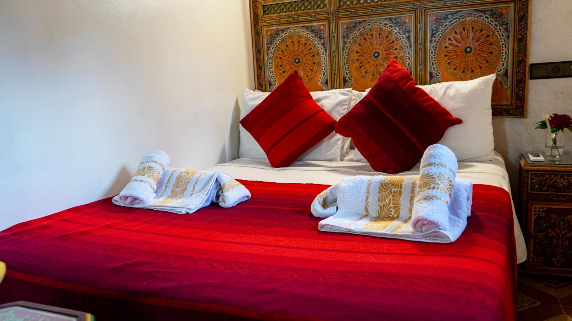 Riad Dar El Ouedghiri Fès Extérieur photo
