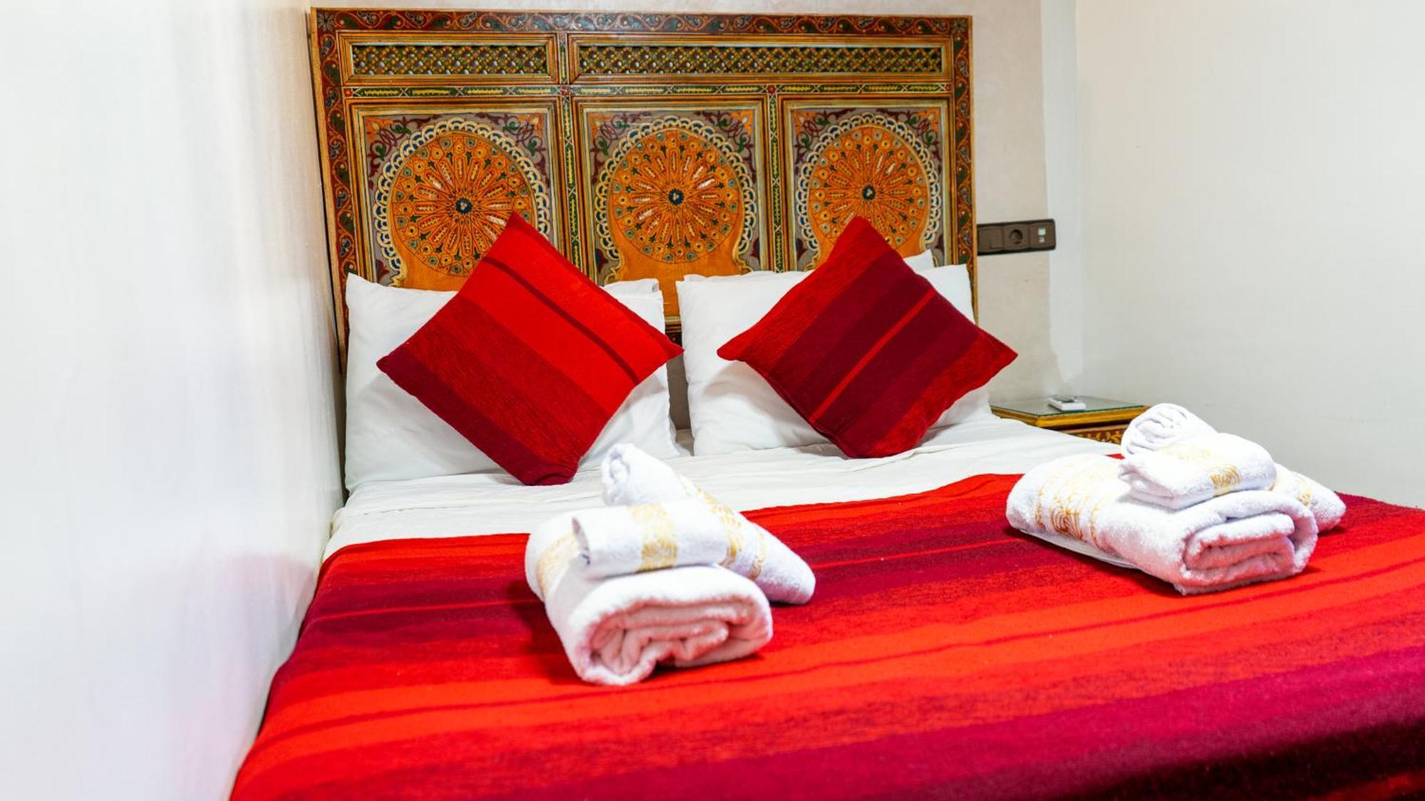 Riad Dar El Ouedghiri Fès Extérieur photo