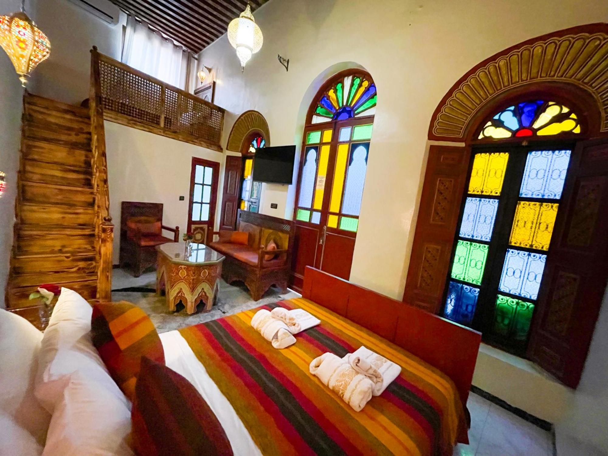 Riad Dar El Ouedghiri Fès Extérieur photo