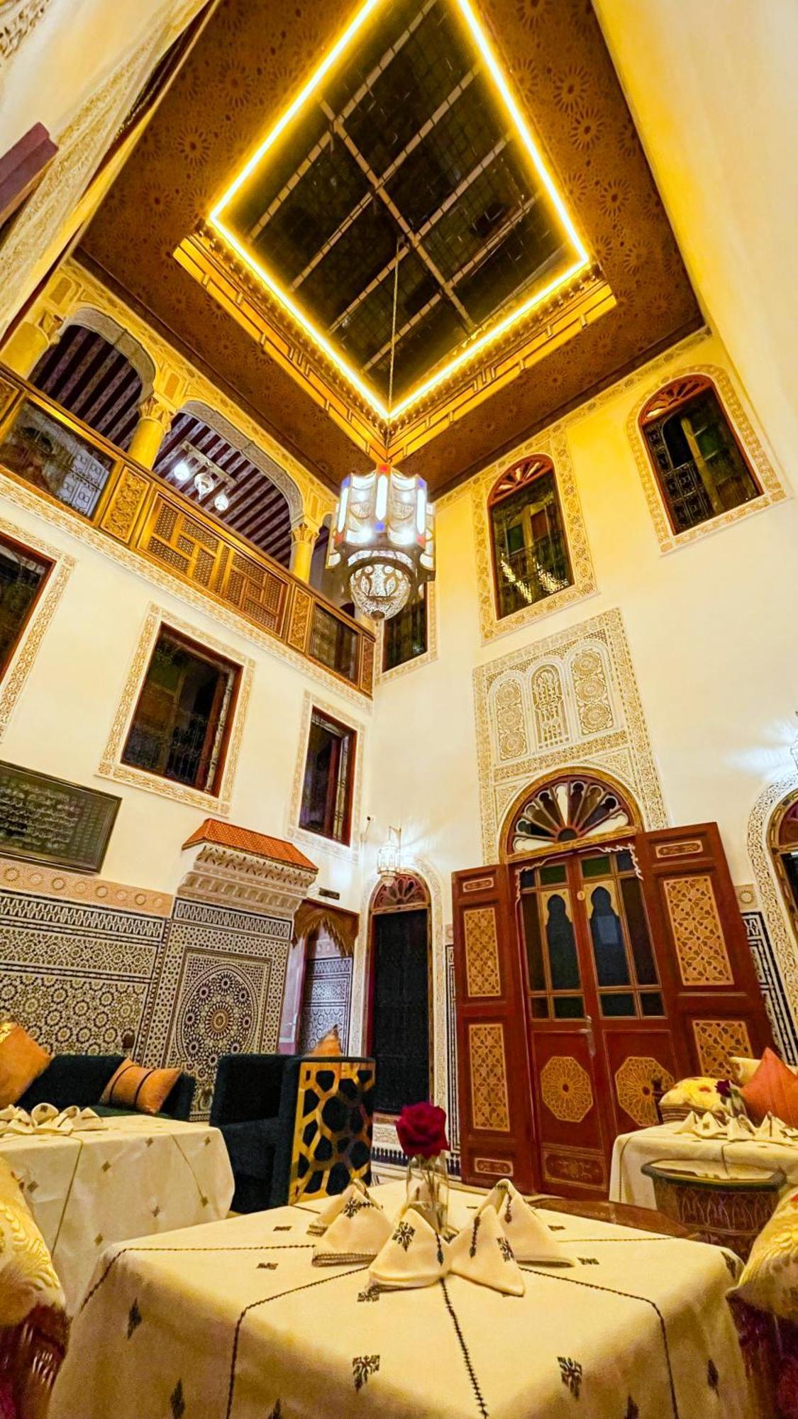 Riad Dar El Ouedghiri Fès Extérieur photo
